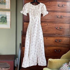 1970s long floral dress